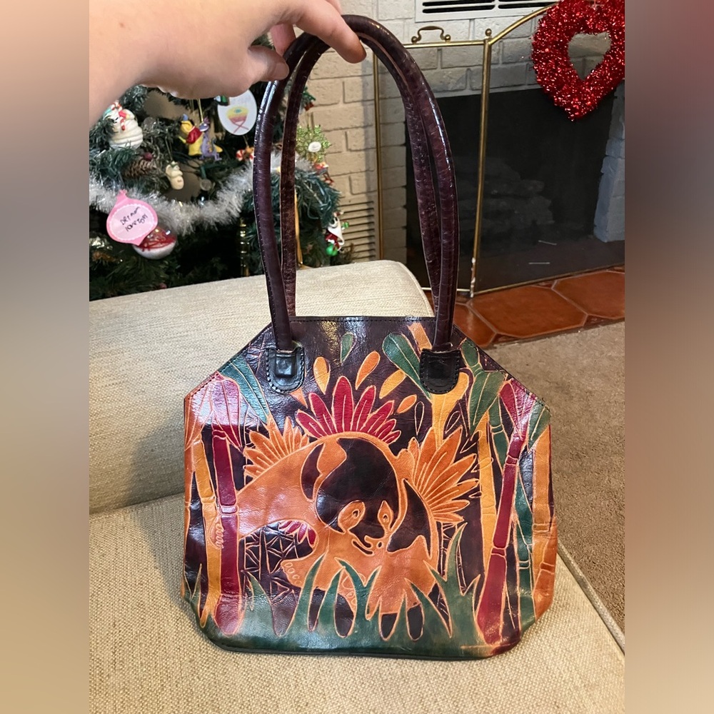 Panda hand tooled leather bag - Picture 5 of 6